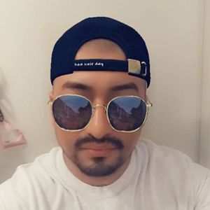 Meet your Posher, Luis